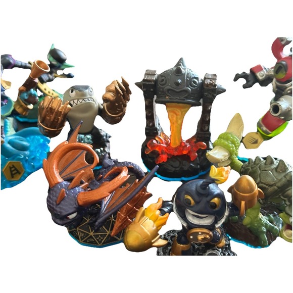Activision Skylanders Mixed Bundle  24 Figures - Picture 6 of 6